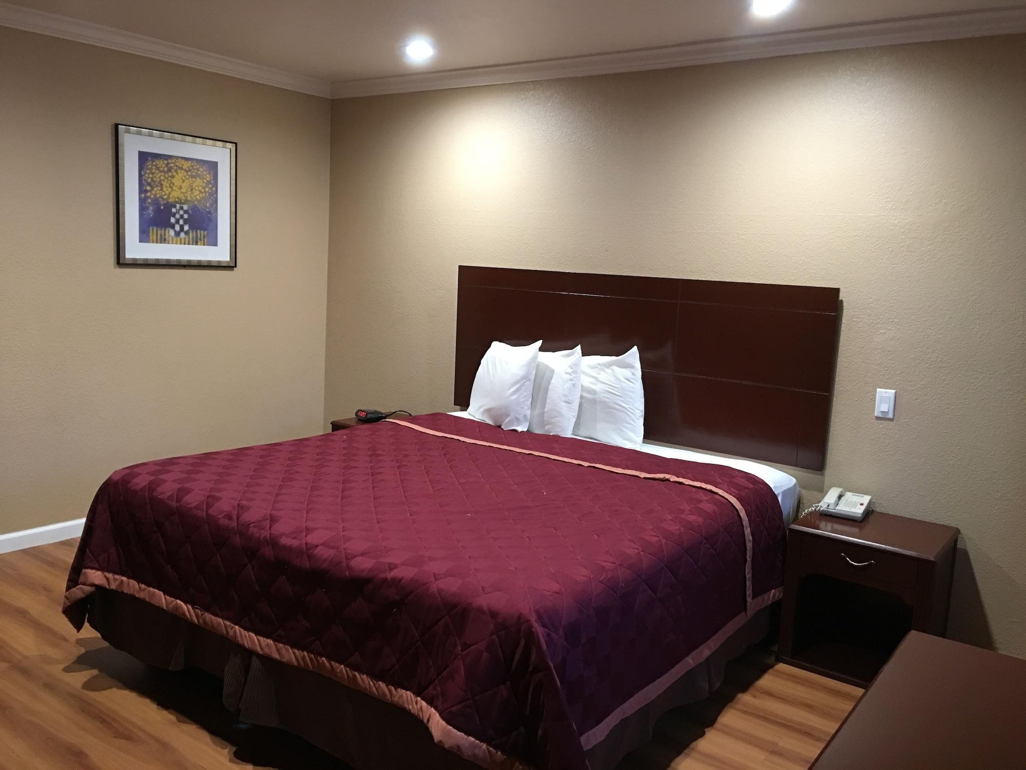 Express Inn & Suites Ontario Airport Екстериор снимка