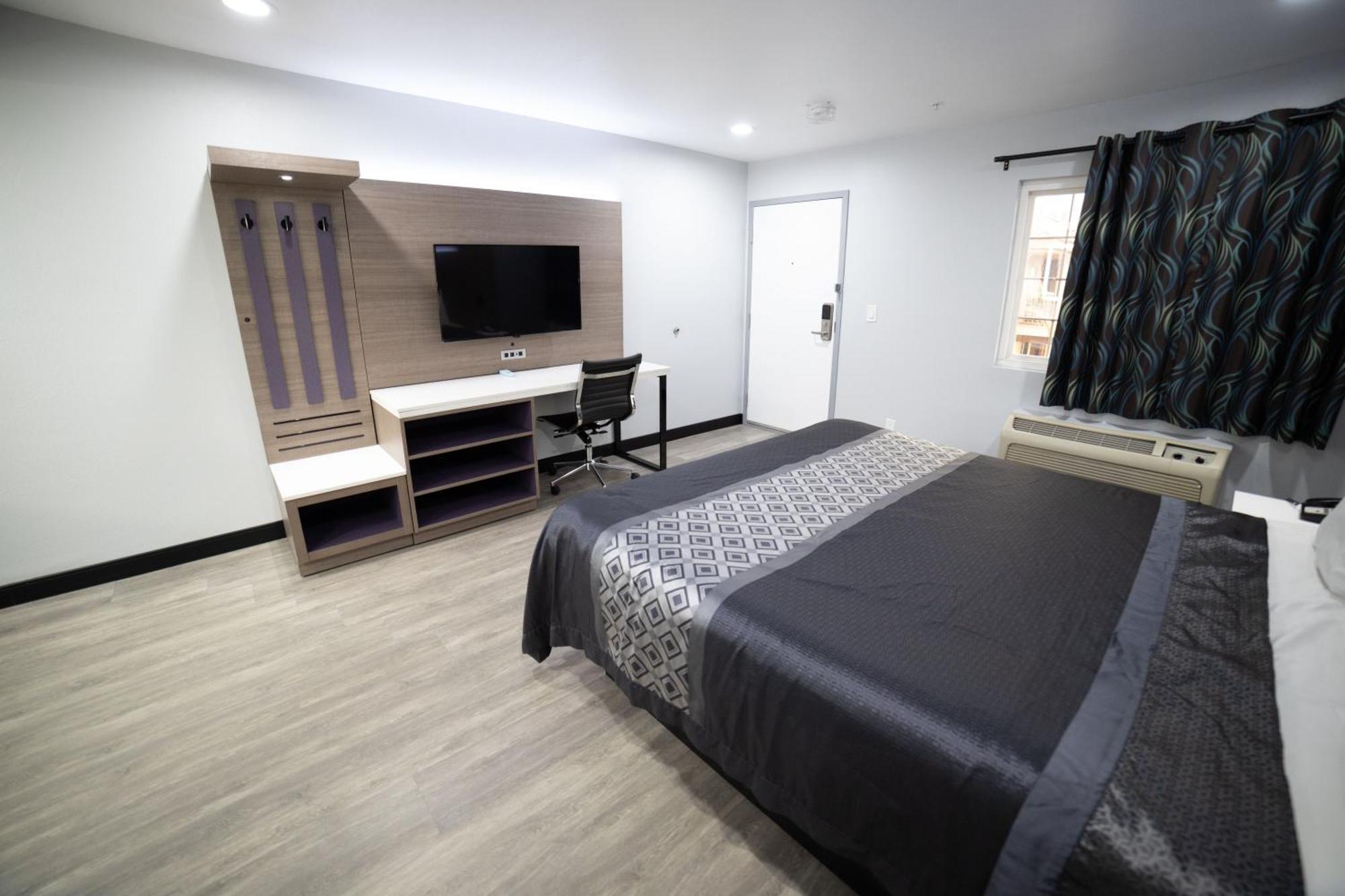 Express Inn & Suites Ontario Airport Екстериор снимка